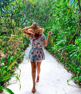 Anfisa Chekhova feet photo thumbnail