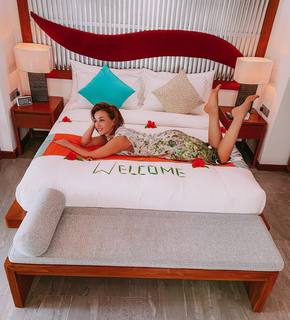 Anfisa Chekhova feet photo thumbnail