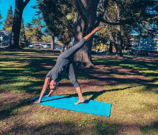 Anfisa Chekhova feet photo thumbnail