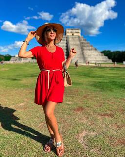 Anfisa Chekhova feet photo thumbnail