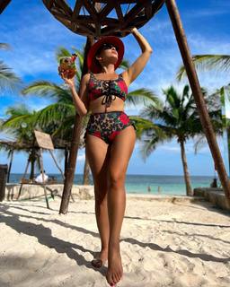 Anfisa Chekhova feet photo thumbnail