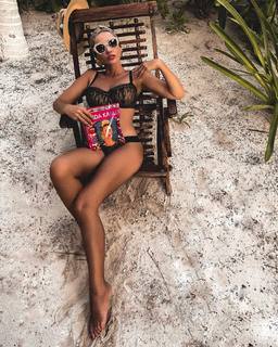 Anfisa Chekhova feet photo thumbnail