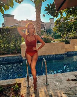 Anfisa Chekhova feet photo thumbnail