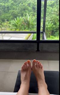 Anfisa Chekhova feet photo thumbnail