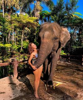 Anfisa Chekhova feet photo thumbnail