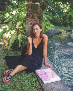 Anfisa Chekhova feet photo thumbnail