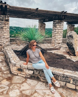 Anfisa Chekhova feet photo thumbnail