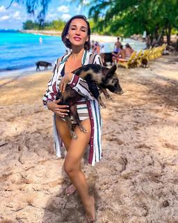 Anfisa Chekhova feet photo thumbnail