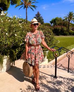 Anfisa Chekhova feet photo thumbnail