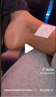 Angel Reese feet photo thumbnail