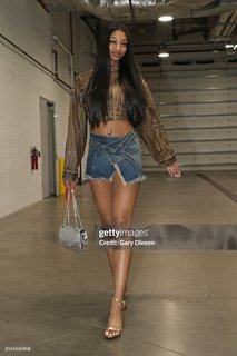 Angel Reese feet photo thumbnail