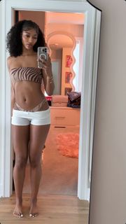 Angel Reese feet photo thumbnail