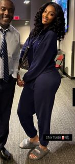 Angel Reese feet photo thumbnail