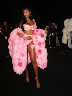 Angel Reese feet photo thumbnail