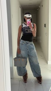 Angel Reese feet photo thumbnail