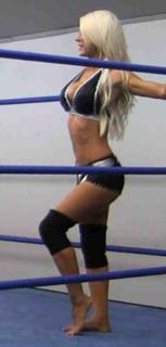 Angel Williams feet photo thumbnail