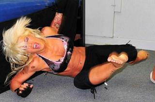 Angel Williams feet photo thumbnail