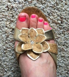 Angel Williams feet photo thumbnail