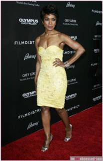 Angela Bassett feet photo thumbnail