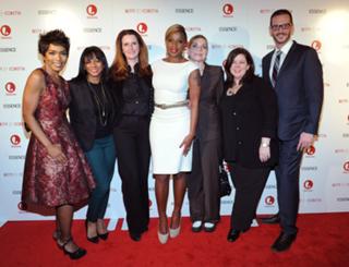 Angela Bassett feet photo thumbnail