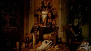 Angela Bassett feet photo thumbnail
