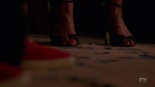 Angela Bassett feet photo thumbnail
