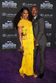 Angela Bassett feet photo thumbnail