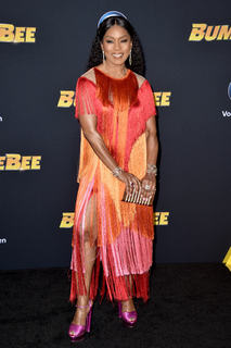 Angela Bassett feet photo thumbnail
