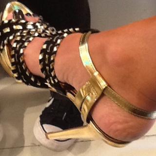 Angela Bismarchi feet photo 17