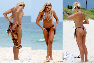 Angela Bismarchi feet photo 7
