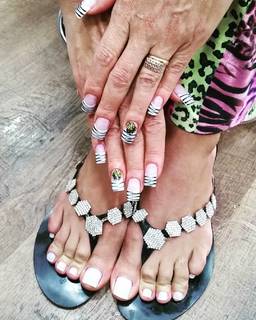 Angela Bismarchi feet photo 13