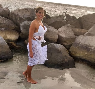 Angela Bismarchi feet photo 1