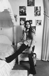 Angela Cartwright feet photo 2