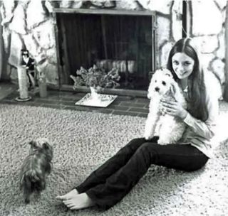 Angela Cartwright feet photo 1