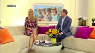 Angela Finger-Erben feet photo thumbnail