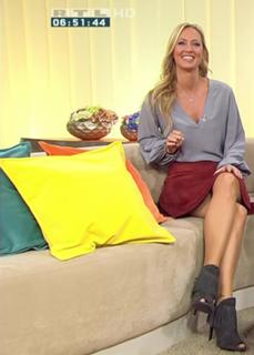 Angela Finger-Erben feet photo thumbnail