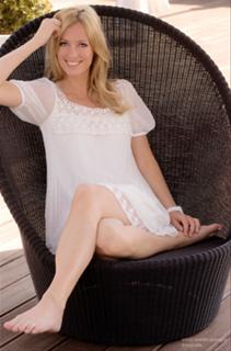 Angela Finger-Erben feet photo thumbnail