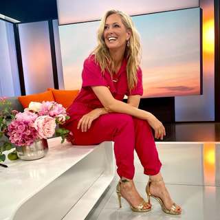 Angela Finger-Erben feet photo thumbnail