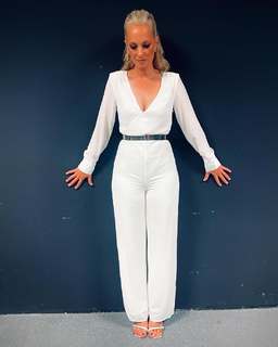 Angela Finger-Erben feet photo thumbnail