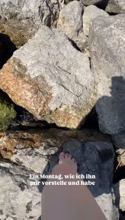 Angela Finger-Erben feet photo thumbnail