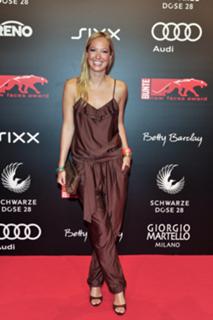 Angela Finger-Erben feet photo thumbnail