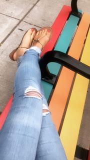 Angela Fong feet photo 4
