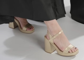 Angela Giarratana feet photo 20