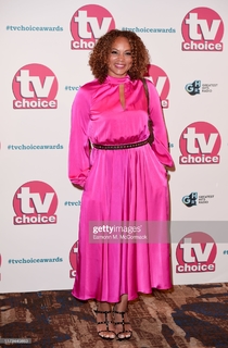Angela Griffin feet photo 1