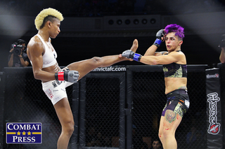 Angela Hill feet photo 20