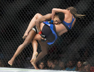 Angela Hill feet photo 17
