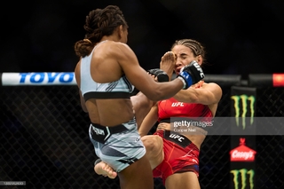 Angela Hill feet photo 19