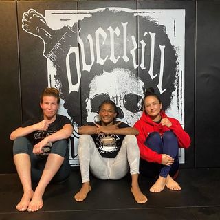 Angela Hill feet photo 13