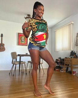 Angela Hill feet photo 12