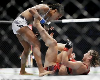Angela Hill feet photo 19